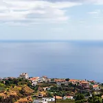 Michaels View - Calheta Apartment